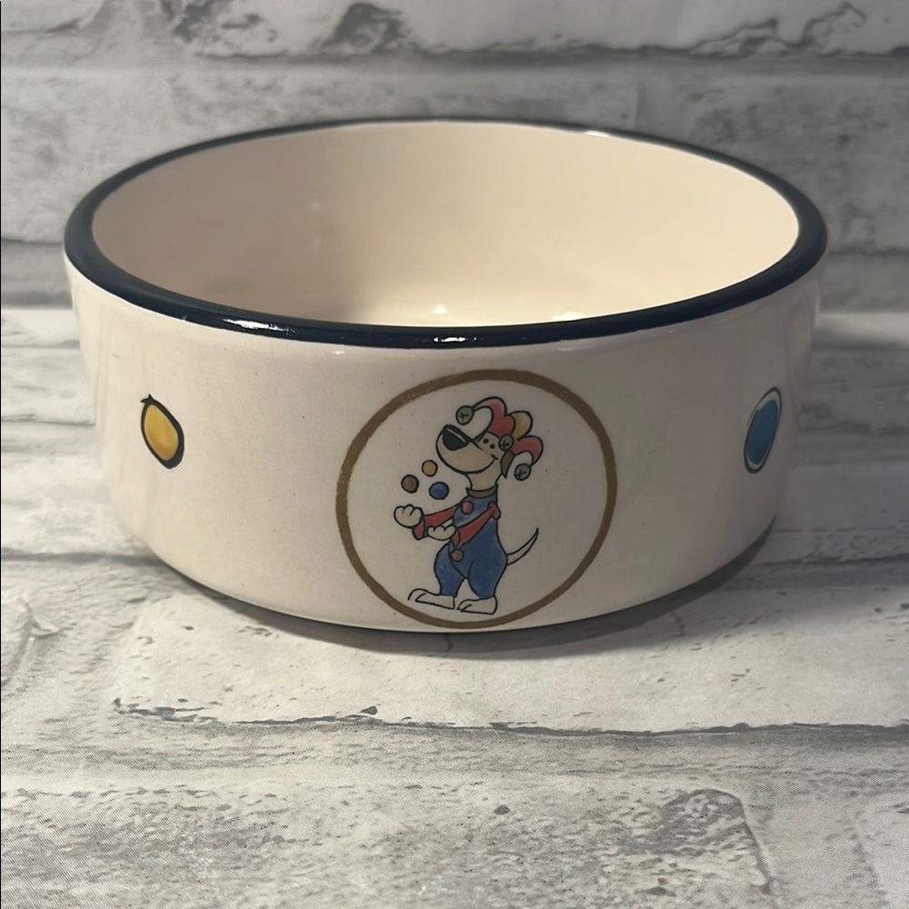 Cream Ceramic small Dog Bowl with Cartoon dogs Design juggler jester food water
